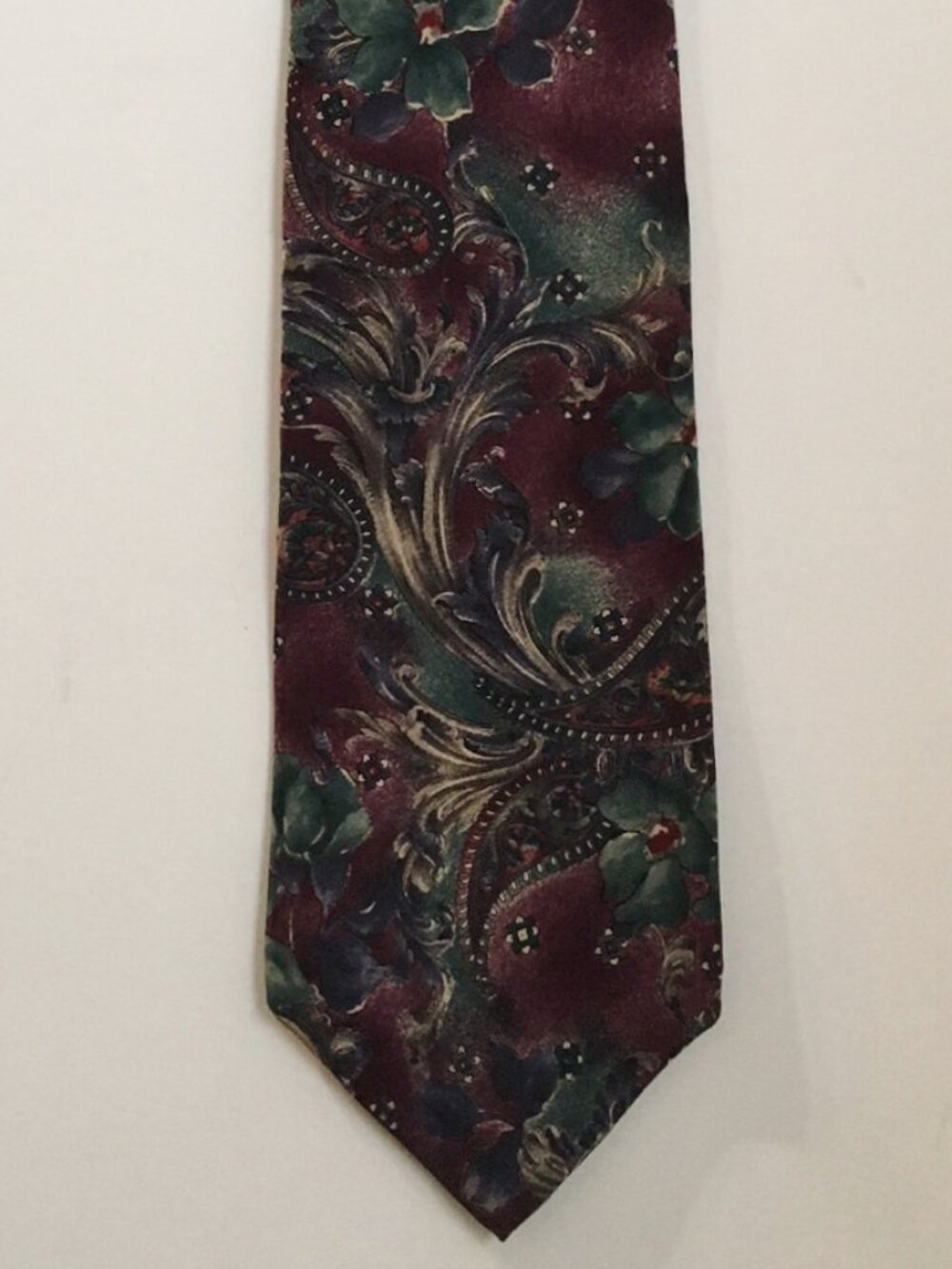 Bill Blass Neck Tie Burgundy Green Floral Paisley Swirl 100% Silk Men's Neckwear